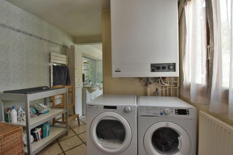 Maison - 90 m² - 3 pièces