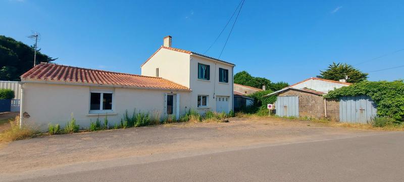 Maison - 93 m² - 5 pièces