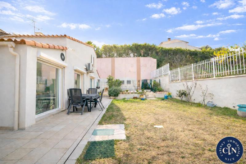 Appartement - 98 m² - 3 pièces