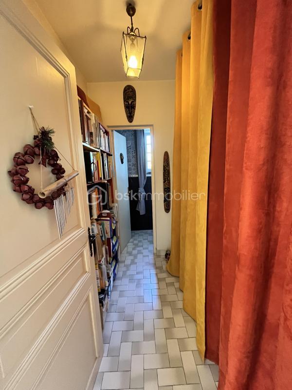 Propriété - 258 m² - 9 pièces