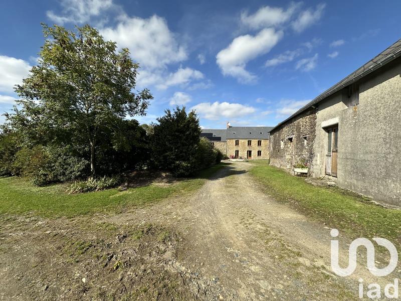 Maison - 240 m² - 10 pièces