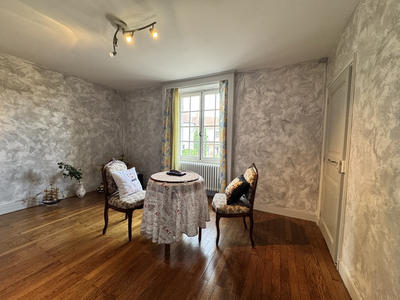 Maison - 224 m² - 10 pièces