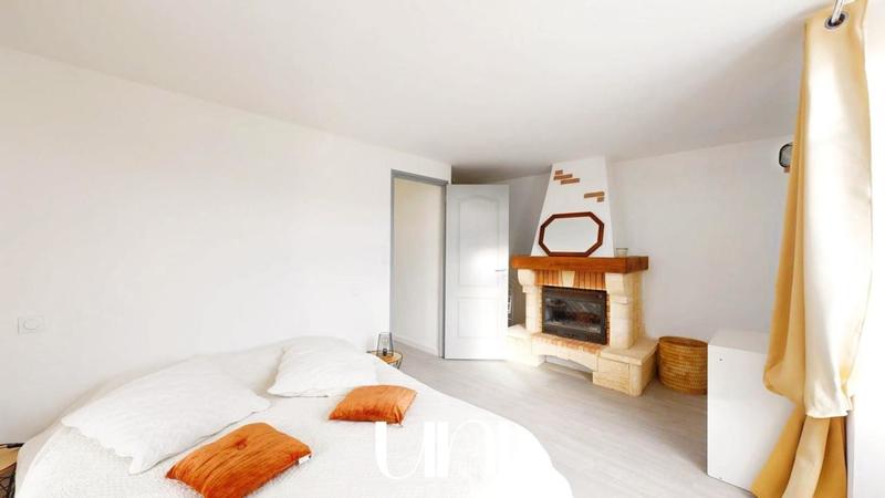 Maison - 188 m² - 8 pièces