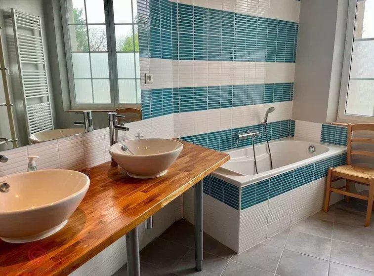 Corps de ferme - 412 m² - 10 pièces