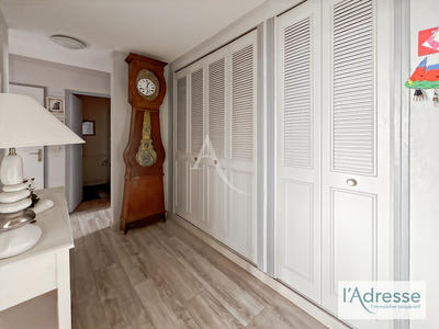 Appartement - 80 m² - 4 pièces