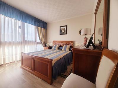 Appartement - 76 m² - 4 pièces