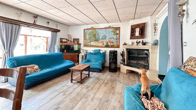 Maison - 193 m² - 8 pièces