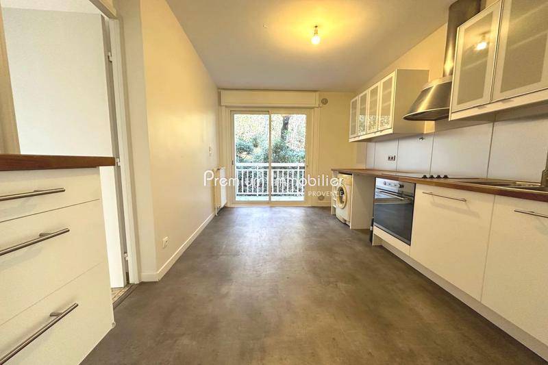 Appartement - 107 m² - 4 pièces