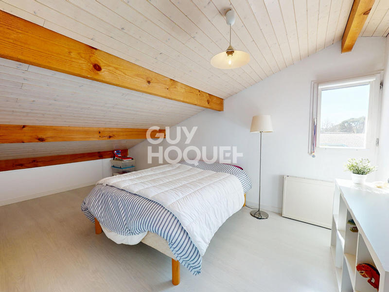 Maison - 137 m² - 5 pièces