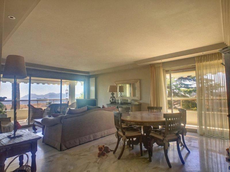 Appartement - 117 m² - 4 pièces