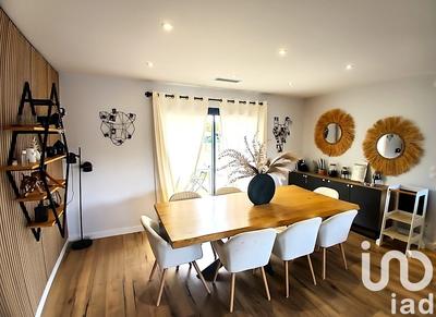 Maison - 177 m² - 7 pièces