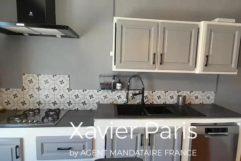 Maison - 202 m² - 8 pièces