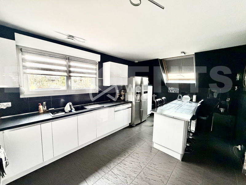 Maison - 125 m² - 5 pièces