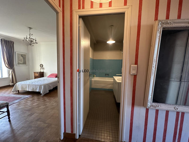 Appartement - 160 m² - 5 pièces