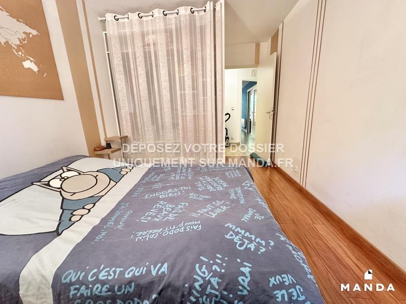 Chambre - 11 m² - 3 pièces