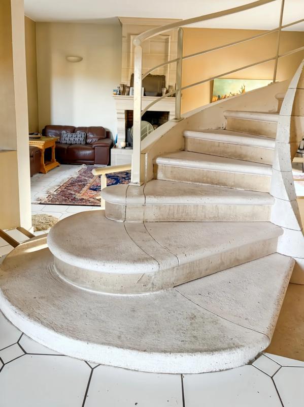 Maison d'architecte - 230 m² - 10 pièces