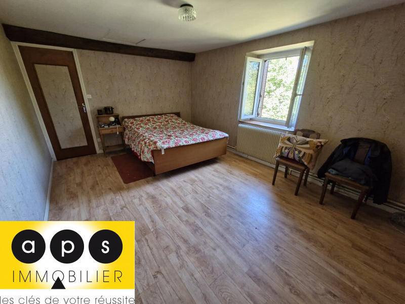 Maison - 210 m² - 8 pièces