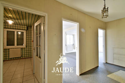 Appartement - 106 m² - 6 pièces