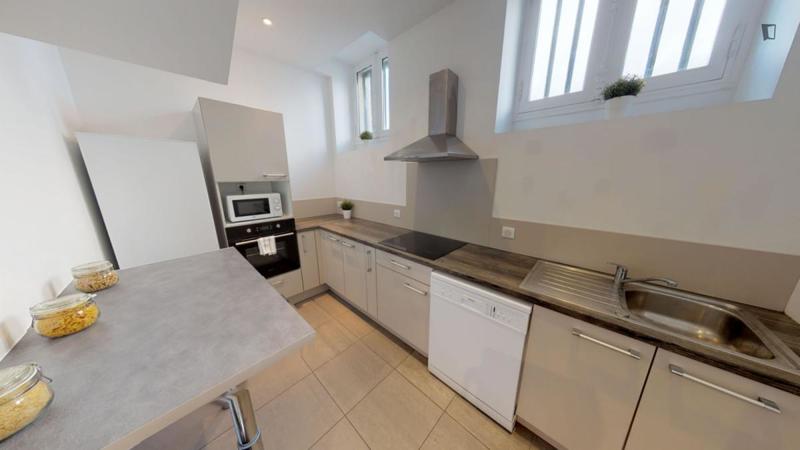 Chambre - 16 m² - 5 pièces