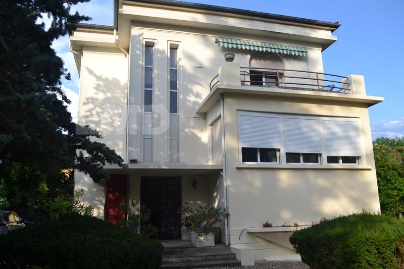 Maison - 170 m² - 7 pièces