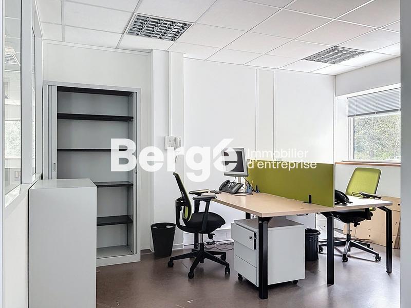 Bureau - 533 m²