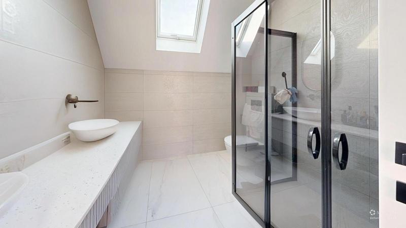 Maison - 187 m² - 4 pièces