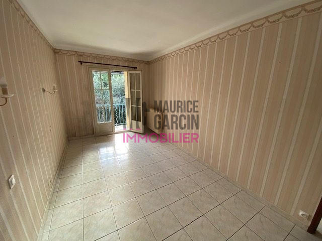 Maison - 209 m² - 8 pièces