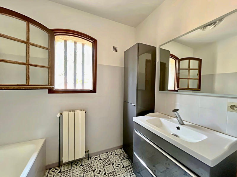 Maison - 143 m² - 5 pièces