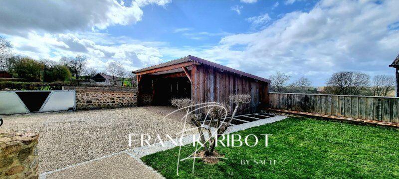 Maison - 224 m² - 7 pièces