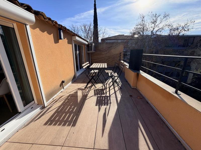 Appartement - 65 m² - 3 pièces