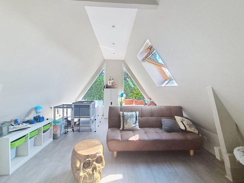 Maison - 182 m² - 8 pièces