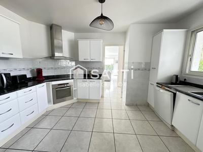 Maison - 131 m² - 5 pièces