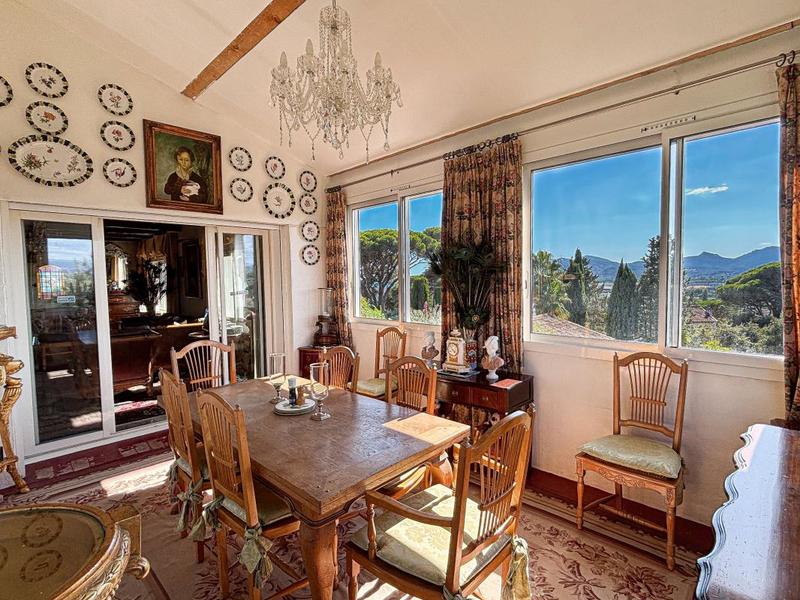 Villa - 193 m² - 5 pièces