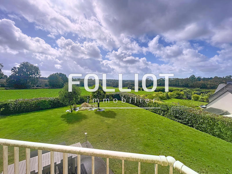 Maison - 188 m² - 9 pièces