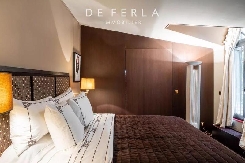 Appartement - 300 m² - 7 pièces