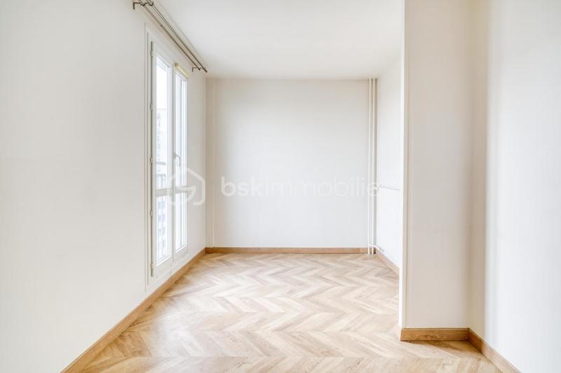 Appartement - 77 m² - 4 pièces