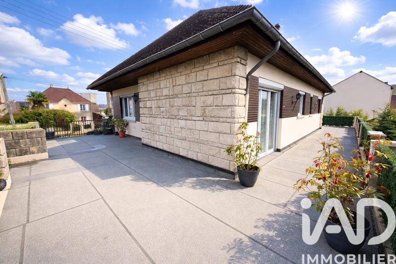 Maison - 151 m² - 6 pièces