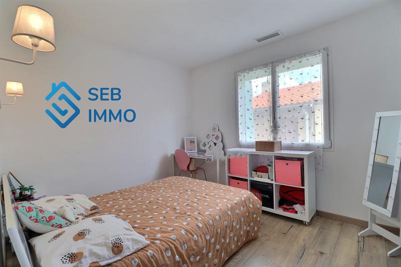 Local commercial - 129 m² - 5 pièces