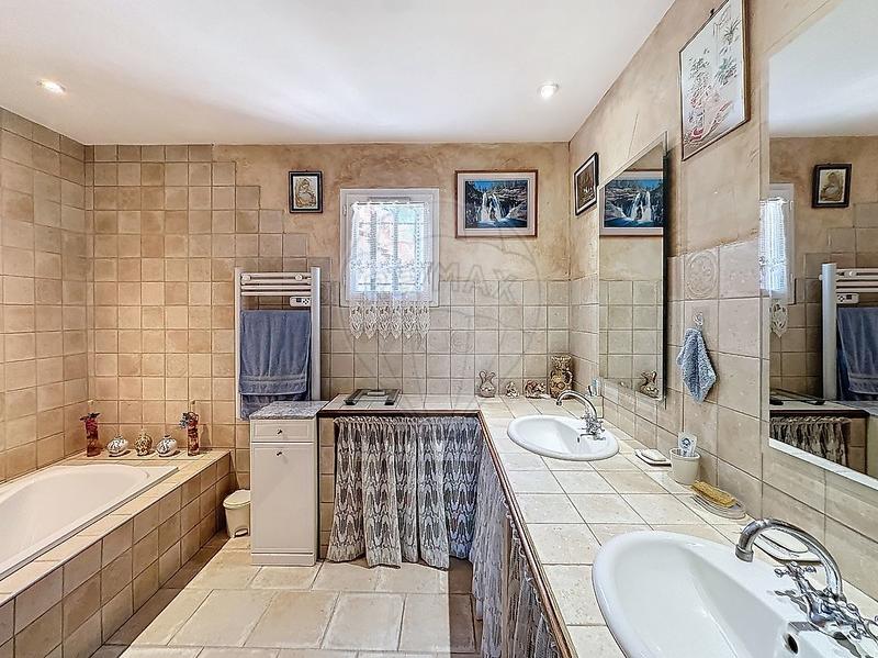 Villa - 131 m² - 5 pièces