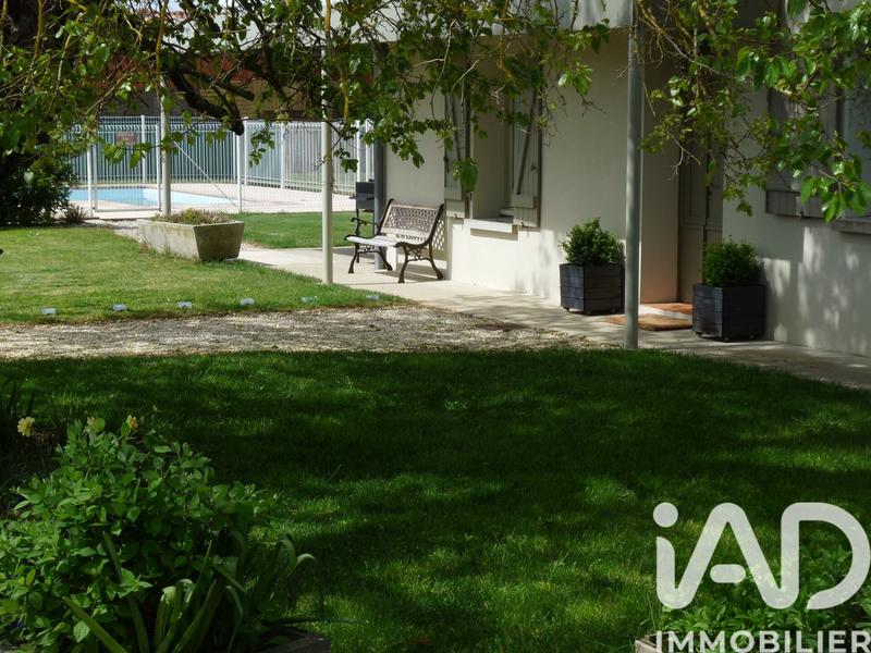 Maison - 354 m² - 14 pièces