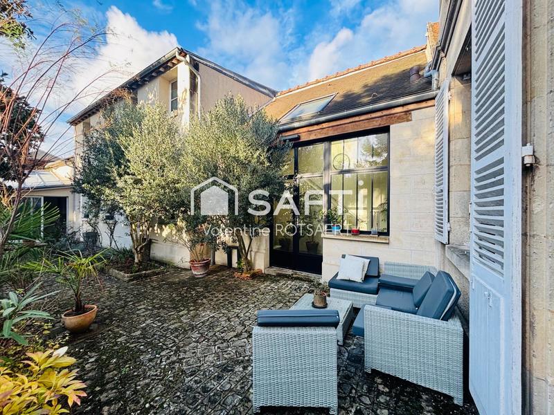 Hôtel particulier - 590 m² - 16 pièces