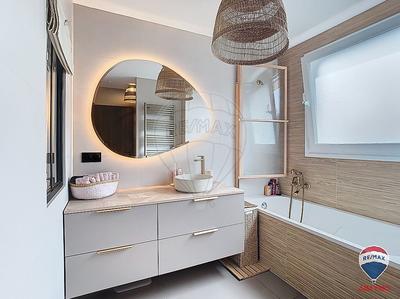 Appartement - 115 m² - 5 pièces