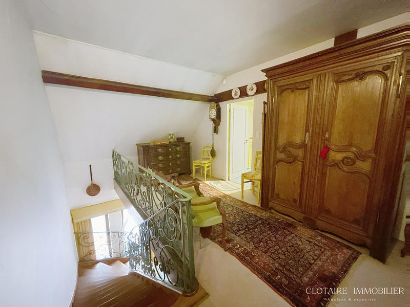 Maison ancienne - 279 m² - 13 pièces