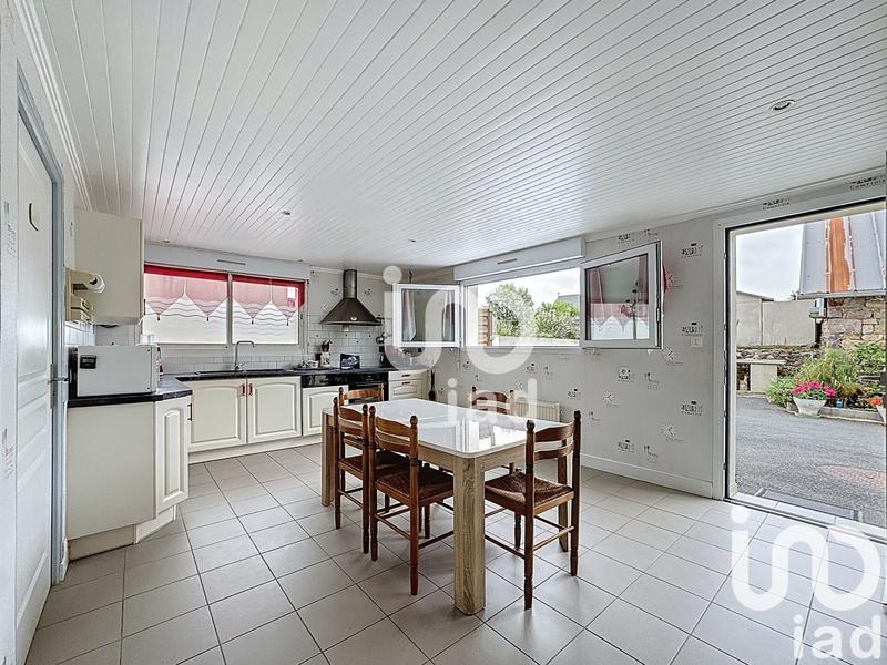 Maison - 128 m² - 7 pièces