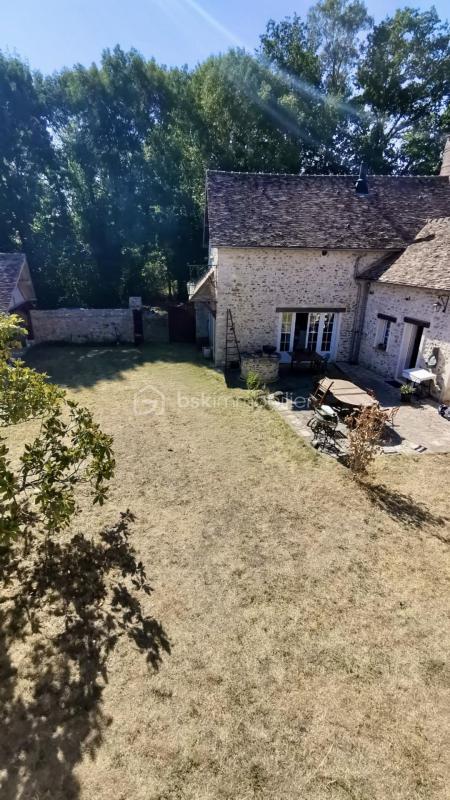 Corps de ferme - 300 m² - 7 pièces