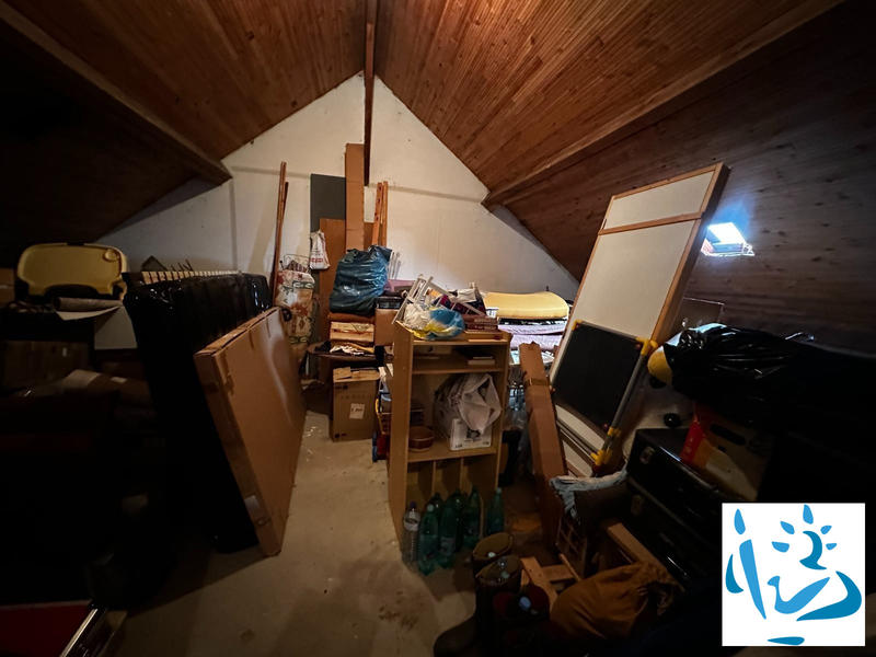 Maison - 187 m² - 8 pièces