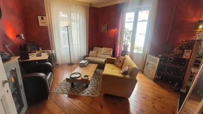 Appartement - 113 m² - 6 pièces