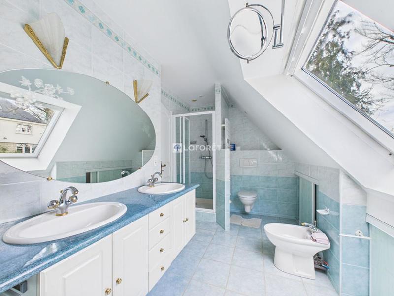 Maison - 167 m² - 5 pièces