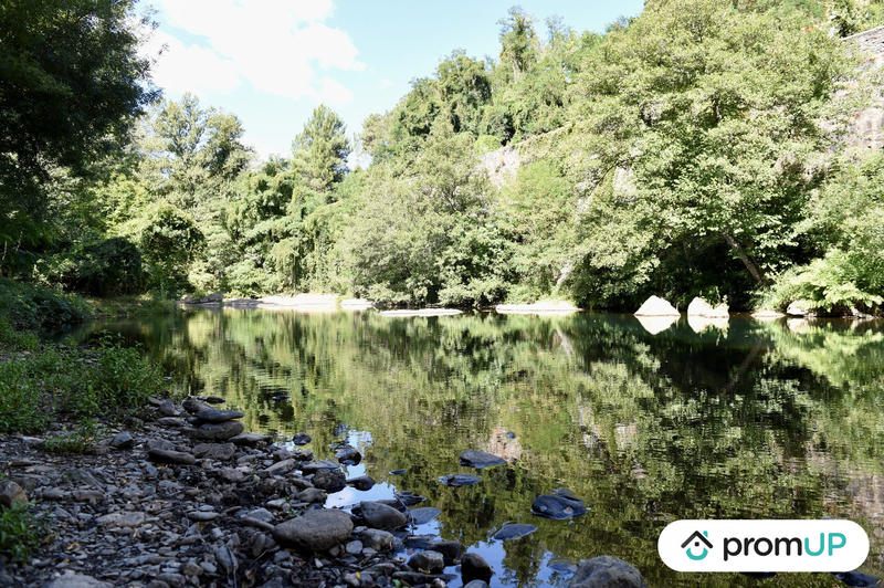 Maison ancienne - 280 m² - 8 pièces