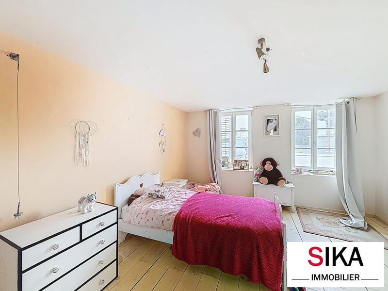 Maison - 194 m² - 5 pièces